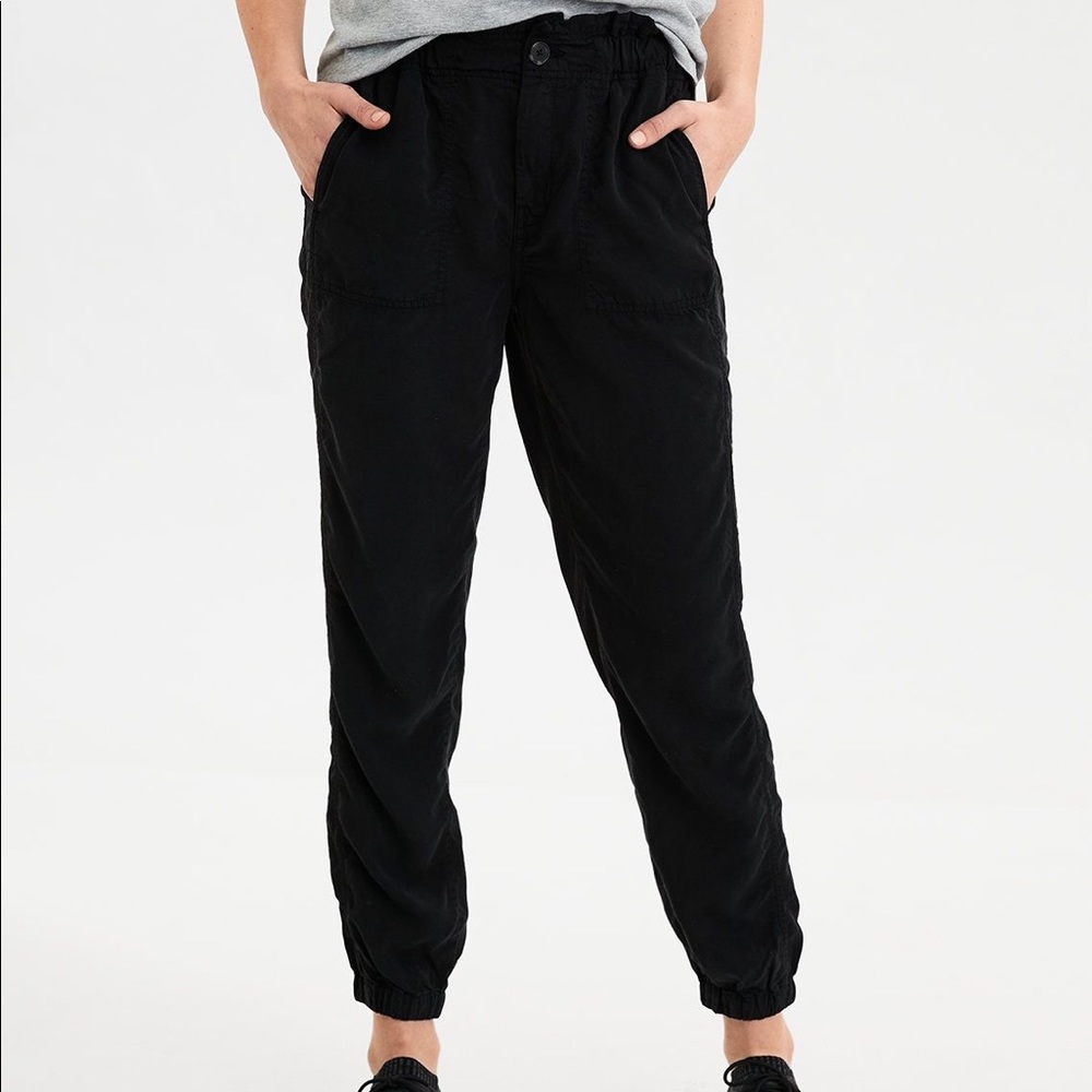 American Eagle High Waisted Jogger Pant
